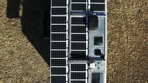 Strong top-down roof/solar detail with clear product feature value.